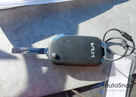 2024 Kia Forte Lxs z USA, uszkodzony, nr VIN 3KPF24AD0RE762553